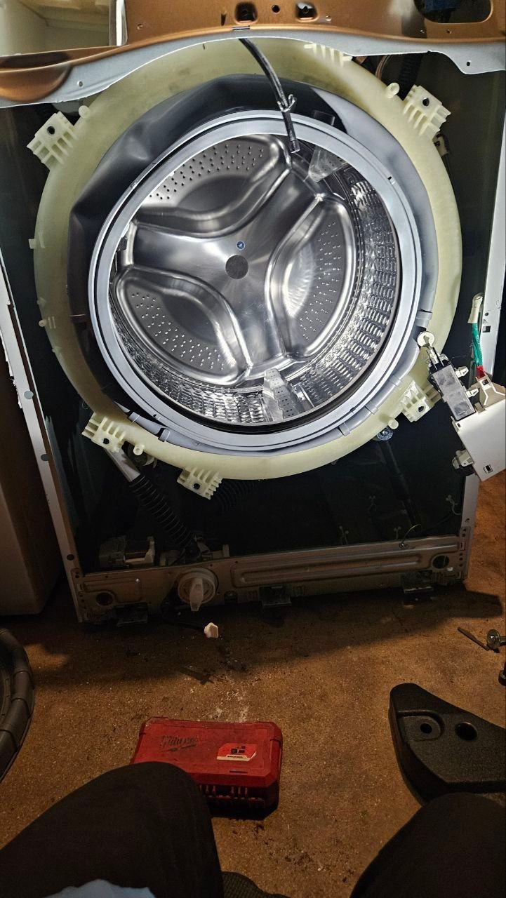 installation Electrolux washer in Burbank 