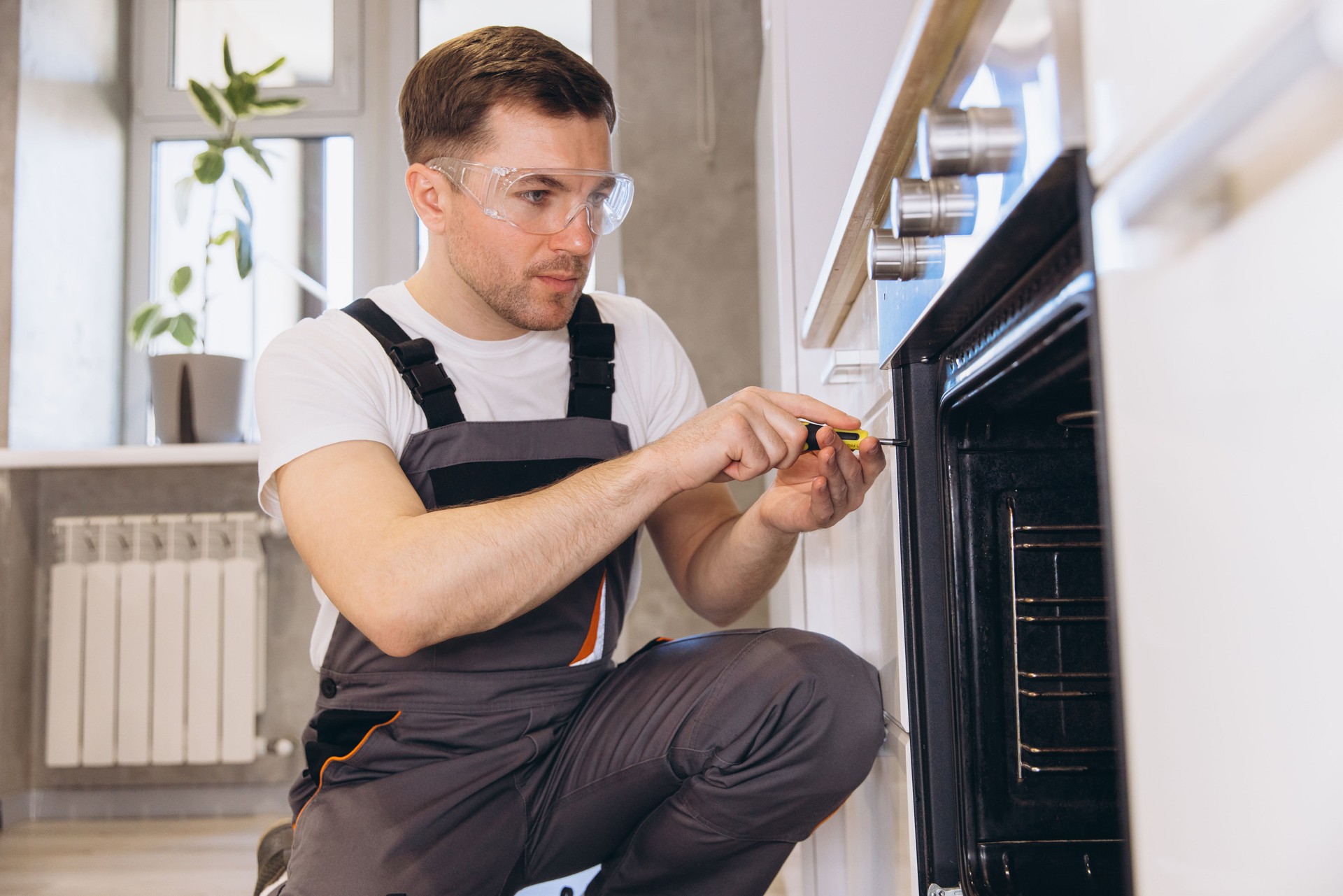 LG Oven repair service in Valley Village